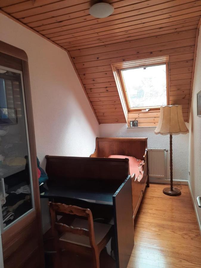Apartmán Wohnen Beim Uswatta Liyanage Troisdorf Exteriér fotografie